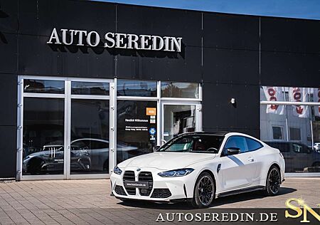 BMW M4 Competition MxDrive White/Red+Driver Package