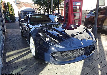 Ferrari 812 GTS in Neuzustand