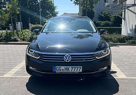 VW Passat Variant Volkswagen 2.0 TDI SCR DSG Comfortline