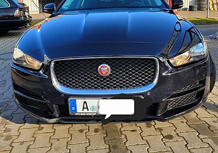 Jaguar XE Limousine