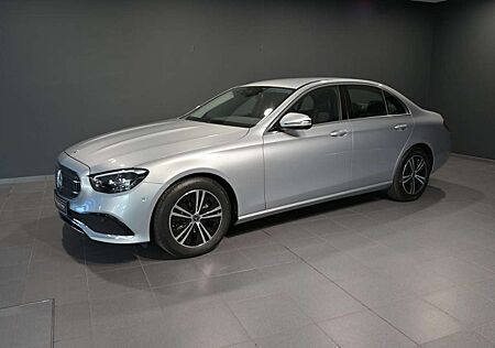 Mercedes-Benz E 200 d AVANTGARDE/TOTW/KAMERA/BUSINESS/SHZ