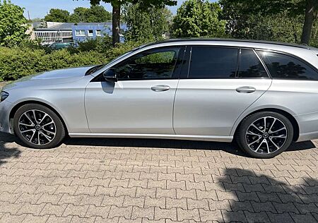 Mercedes-Benz E 220 d (213.204)