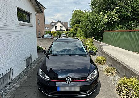 VW Golf Variant Volkswagen Golf VII Variant Diesel 2.0 TDI