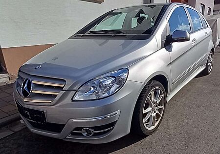 Mercedes-Benz B 180 B-Klasse BlueEFFICIENCY SPORT EDITION