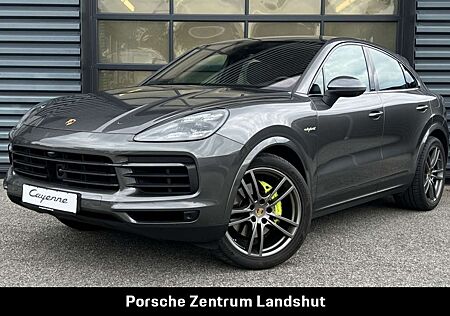 Porsche Cayenne E-Hybrid Coupé | Hinterachslenkung |