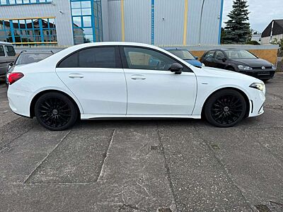 Mercedes-Benz A 200 A200d*AMG-Line*Widescreen*Ambiente*COC*