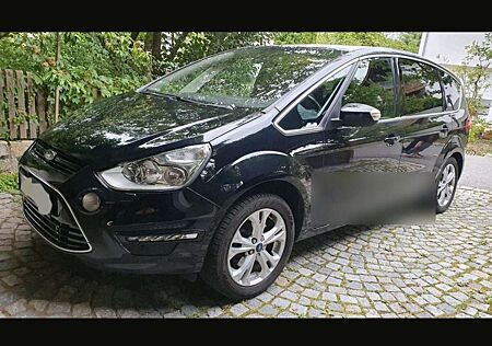 Ford S-Max +2.0+TDCi+DPF+Titanium