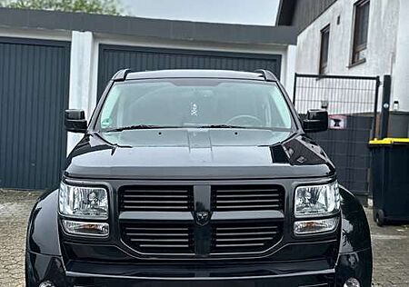 Dodge Nitro 3.7 V6 Startech Edition automatik