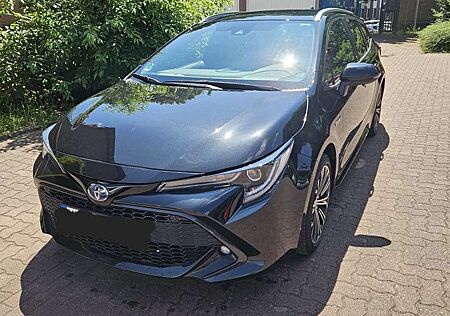 Toyota Corolla 2.0 Hybrid Touring Sports Team Deutschland