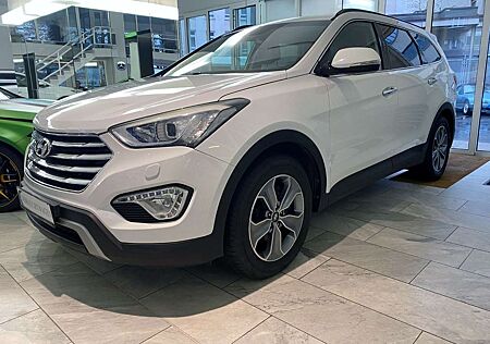 Hyundai Santa Fe Grand 4WD 2.2 CRDi Premium 7 Sitze
