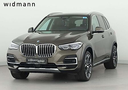 BMW X5 xDrive 30d xLine *Pano*Sitzklima*AHK*Standh.*