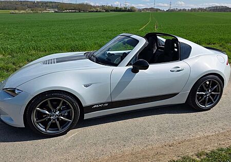 Mazda MX-5 RF SKYACTIV-G 184 Sports-Line Top Zustand!