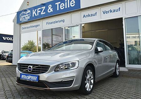 Volvo V60 Kombi Klimaauto Bi-Xenon Shz 8xAlu Automatik