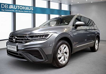 VW Tiguan Allspace Volkswagen Life 2.0 TSI DSG 4MOTION