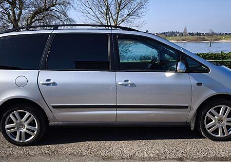 VW Sharan Volkswagen 1.8 5V Turbo Automatik Highline