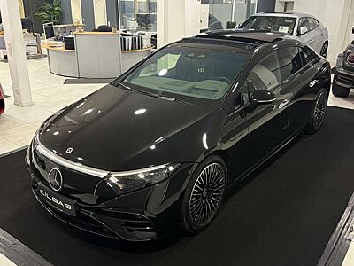 Mercedes-Benz EQS 580 4M AMG*HYPERSCREEN*HUD*PANO*MASSAGE*DIST