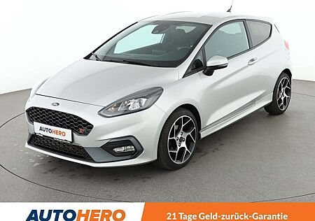 Ford Fiesta 1.5 EcoBoost ST*NAVI*TEMPO*SHZ*GARANTIE