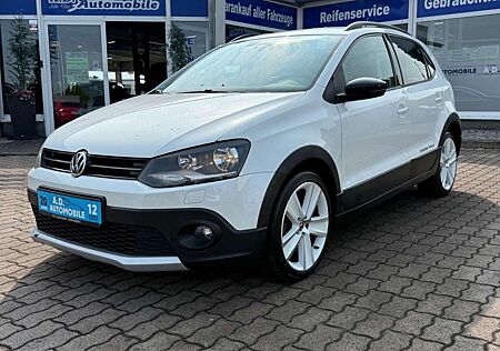 VW Polo Volkswagen V CrossPolo Urban White