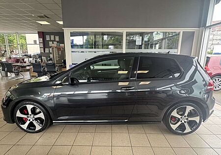 VW Golf GTI Volkswagen VII 1.Hand Leder Navi LED -Scheckheft
