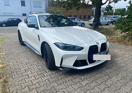 BMW M4 Competition M xDrive