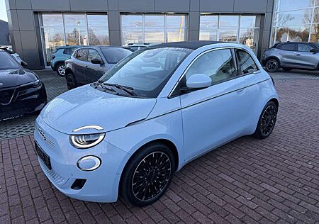 Fiat 500E Cabrio La Prima