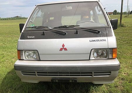 Mitsubishi L300 L 300 4WD