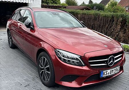 Mercedes-Benz C 220 d 4Matic T 9G-TRONIC Exclusive