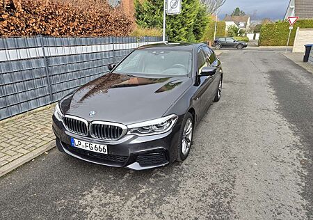 BMW 530D 530 M-Paket 360°Kamera Vollleder