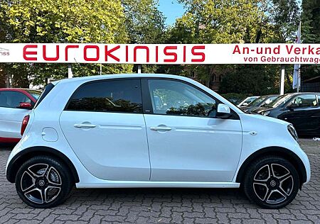 Smart ForFour 66kW DCT*SPORT*NAVI*SHZ*eSD*KAM*