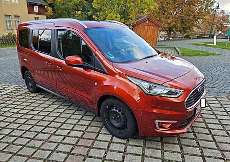 Ford Grand Tourneo Connect Titanium