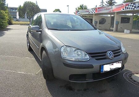 VW Golf Volkswagen V Lim. TrendlineTÜV 06/27;ROSTFREI;5xtürig