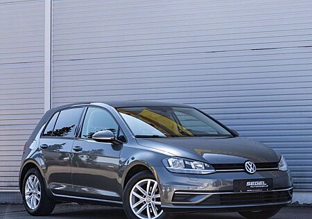 VW Golf Volkswagen VII Lim. 1.0 TSI *ACC*NAVI*SHZ*PDC*