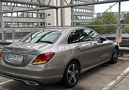 Mercedes-Benz C 220 d 4Matic 9G-TRONIC