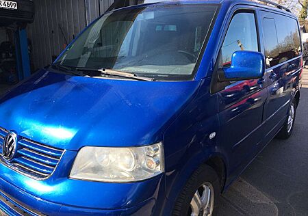 VW T5 Multivan Volkswagen 2,5 TDI 131 ps Comfortline STANDHEIZUNG NAVI ALU