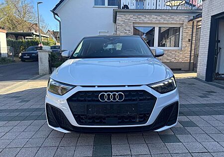Audi A1 25 TFSI Sportback S tronic S Line Sportback