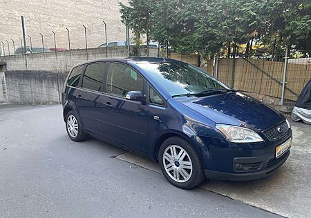 Ford Focus C-Max Ghia, Top Ausstattung