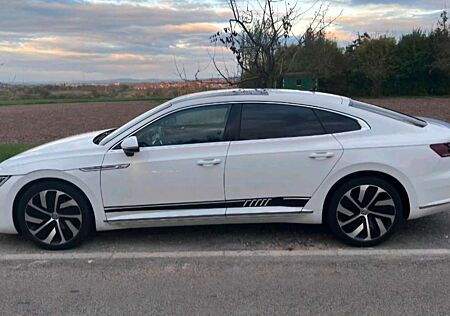 VW Arteon Volkswagen 2.0 TDI SCR 4Motion DSG R-Line