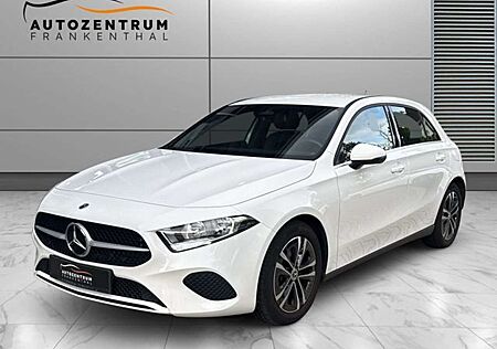 Mercedes-Benz A 180 CARPLAY DISTRONIC MBUX CAM