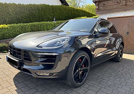 Porsche Macan Turbo PDK