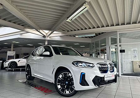 BMW iX3 M Sport Impressive LASER/HUD/360°/PANO./AHK