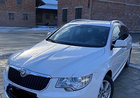 Skoda Superb Combi 2.0 TDI DSG Ambition