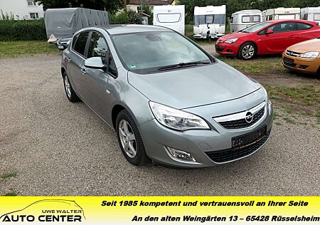 Opel Astra J 1.4 Turbo Automatik Design Edition - PDC - AHK