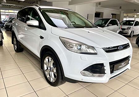 Ford Kuga Titanium 2,0 TDCi Automatik/Leder/Klima/Nav