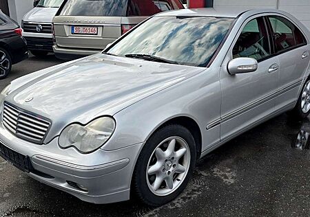 Mercedes-Benz C 240 Lim. Automatik/Leder/Navi