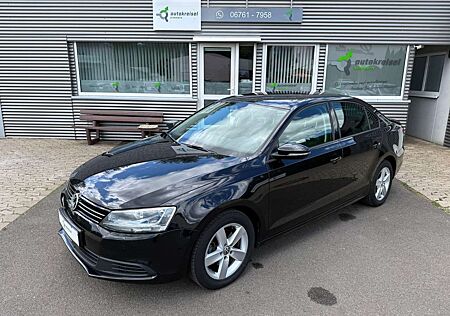 Volkswagen Jetta VI Comfortline ° Pdc ° Szh ° Klima °