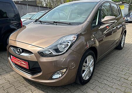 Hyundai ix20 FIFA world Cup Edition WENIG KM AUTOMATIK