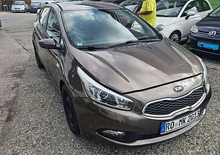Kia Others Ceed Edition 7*TUV*KLIMA*SHZ*TEMPO*