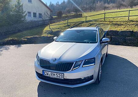 Skoda Octavia Combi 2.0 TDI DSG Soleil