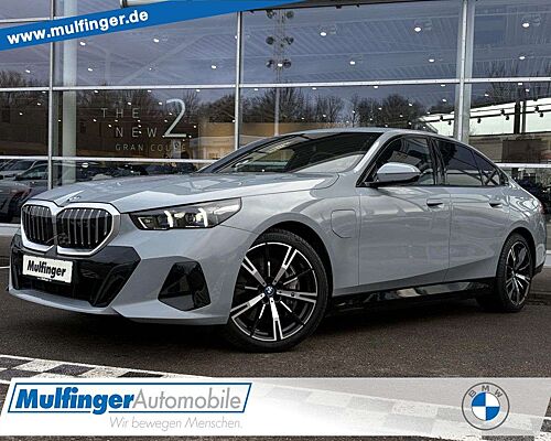 BMW 550 e xDr.M Sport ACC SurView HUD Bow+Wil.AHK 20"