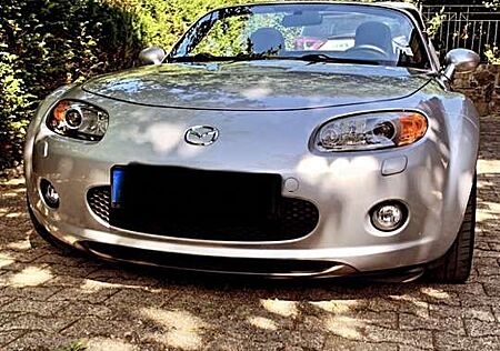 Mazda MX-5 2.0 Roadster Coupe Expression / SCHECKHEFTGEPLEGT!